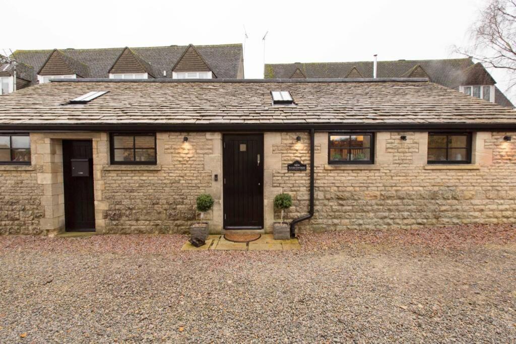 New Loos Cottage, Old School Court Stow-on-the-Wold Exterior photo